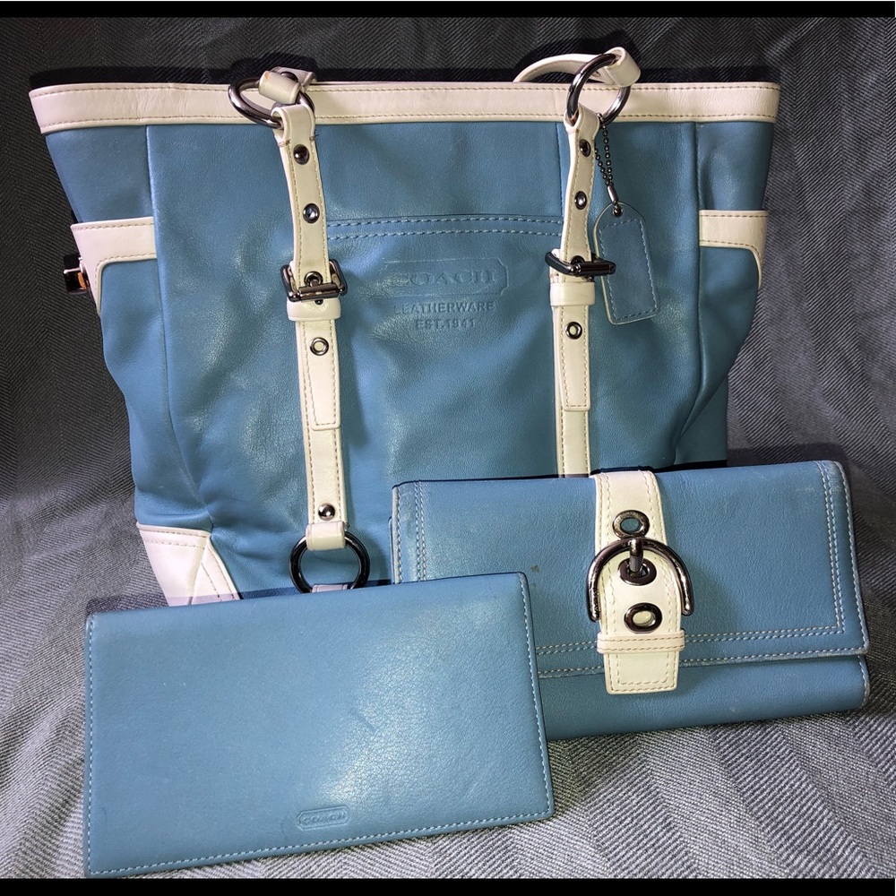 SOLD Coach 3 piece set in light blue and white